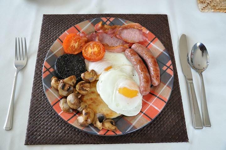 Amalfi Bed And Breakfast Dornoch Exterior foto